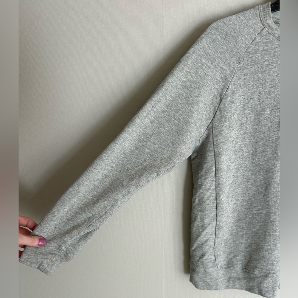 THIRDLOVE Weekend Gray French Terry Crewneck Sweatshirt Lounge Comfy Cabin Sz M - Picture 4 of 13
